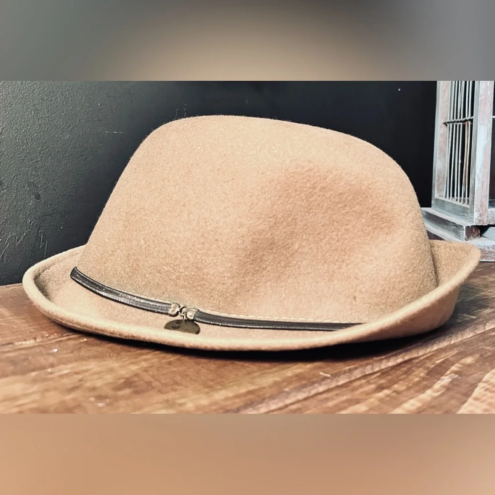 Vintage Banana Republic Italian Wool Safari Fedora Hat Camel Size M/L Travel - Picture 5 of 9